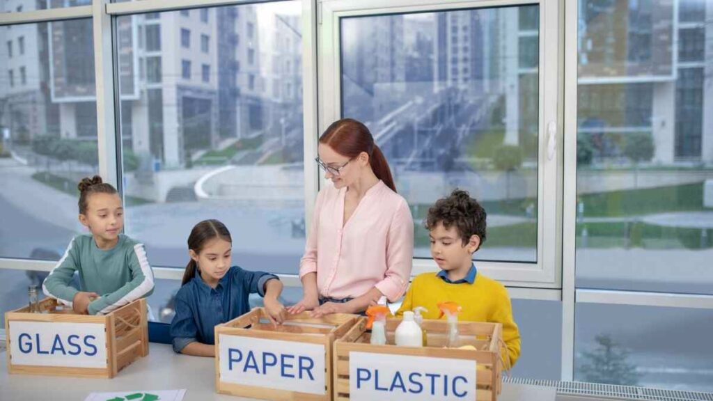 teaching kids to recycle